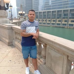 Meet your Posher, Yohancer